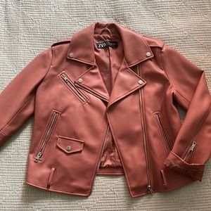 Zara leather jacket in light magenta.